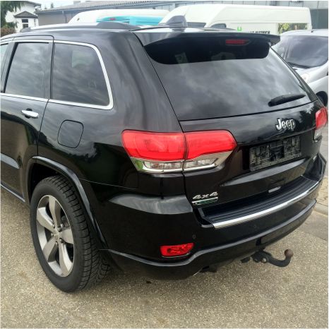 SUV mit verbauter Luftfederung